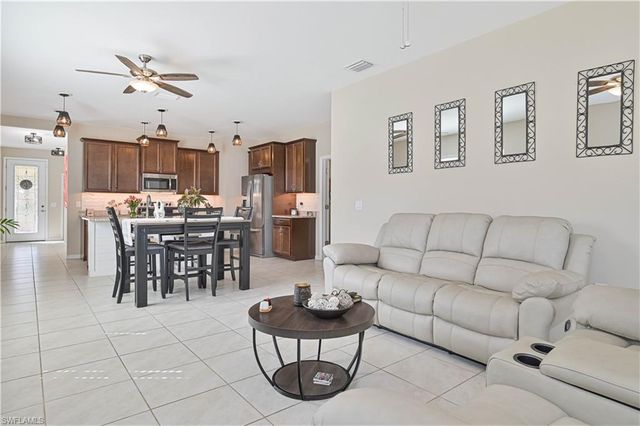 15007 Ligustrum LN, Alva, FL 33920