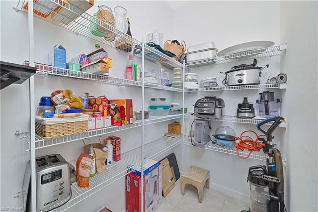 15007 Ligustrum LN, Alva, FL 33920