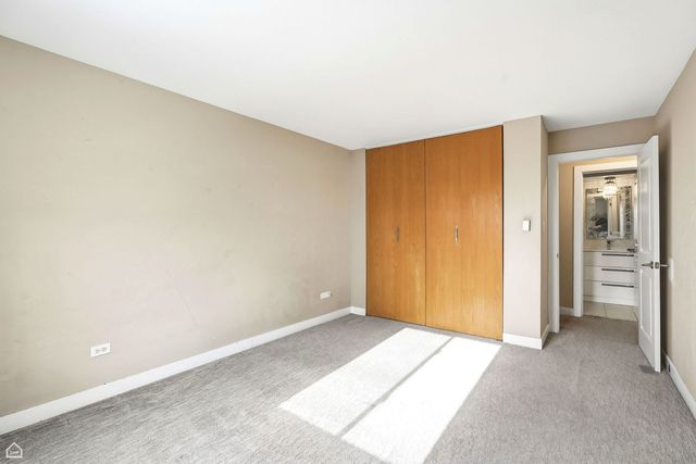 250 Ridge Avenue 4H, Evanston, IL 60202