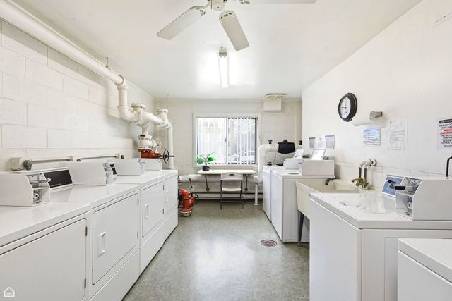 250 Ridge Avenue 4H, Evanston, IL 60202