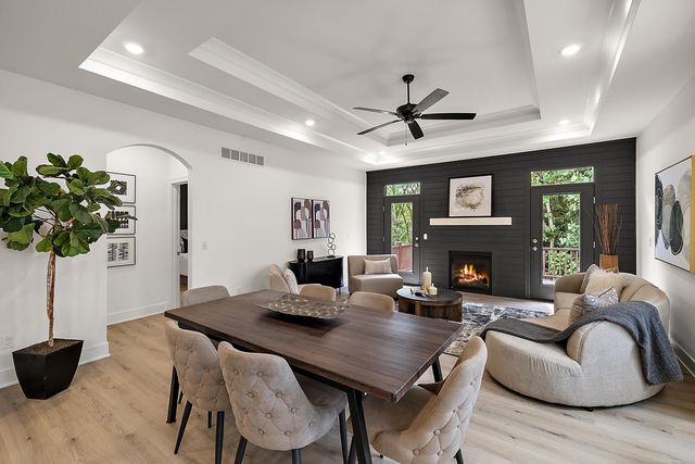 21142 Lilac Lane, Clinton Township, MI 48036