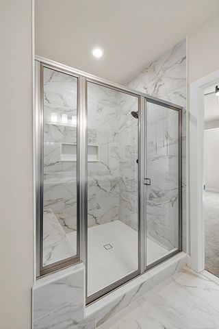 21142 Lilac Lane, Clinton Township, MI 48036