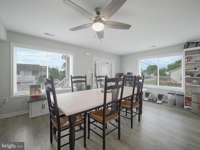 305 E. 11TH AVE, Ranson, WV 25438