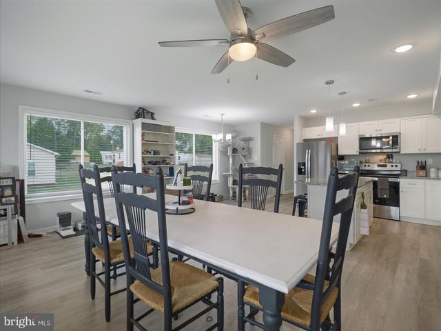305 E. 11TH AVE, Ranson, WV 25438