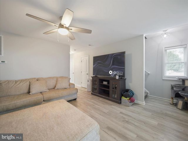 305 E. 11TH AVE, Ranson, WV 25438