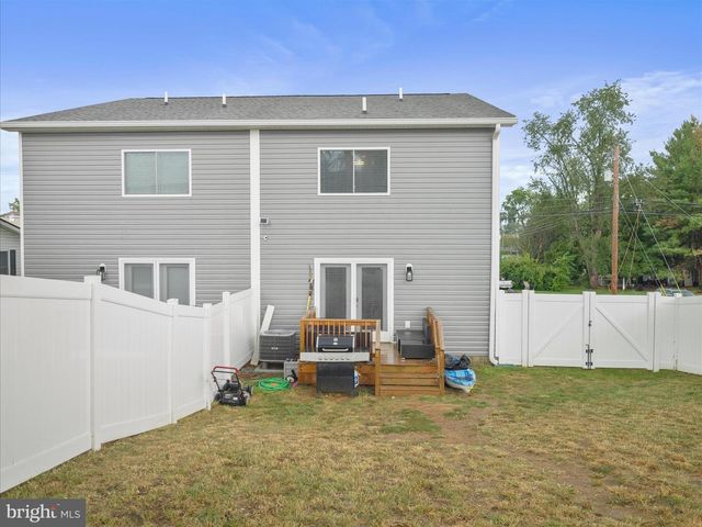 305 E. 11TH AVE, Ranson, WV 25438