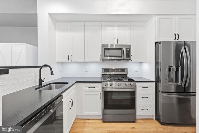 9855 EARLS FERRY CIR, Bristow, VA 20136