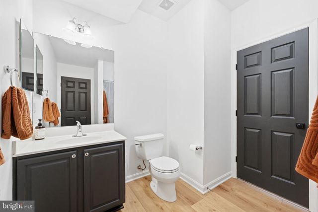 9855 EARLS FERRY CIR, Bristow, VA 20136