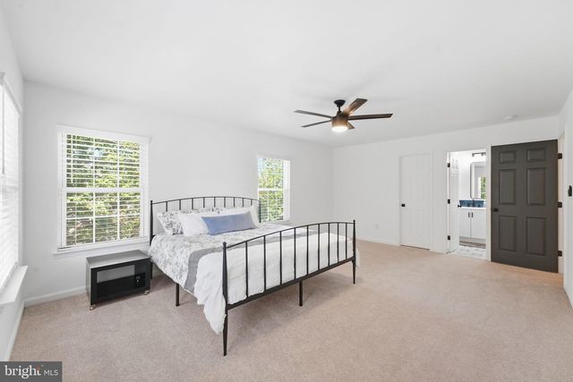 9855 EARLS FERRY CIR, Bristow, VA 20136