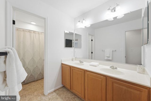 9855 EARLS FERRY CIR, Bristow, VA 20136