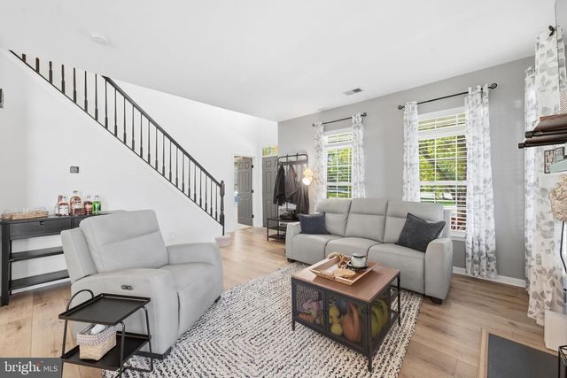 9855 EARLS FERRY CIR, Bristow, VA 20136