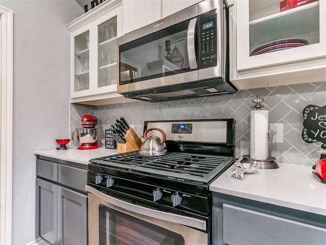 3521 Piney River Drive, Yukon, OK 73099