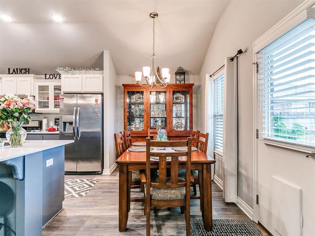3521 Piney River Drive, Yukon, OK 73099