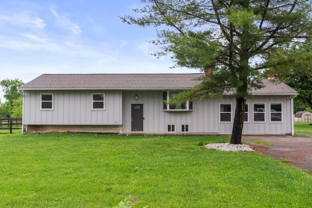 6420 Liberty Road N, Powell, OH 43065
