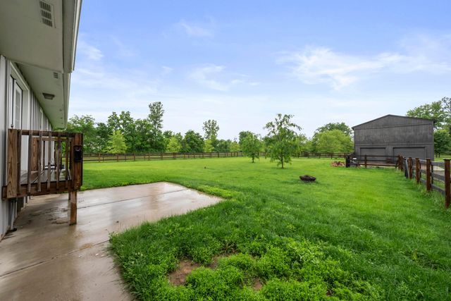 6420 Liberty Road N, Powell, OH 43065