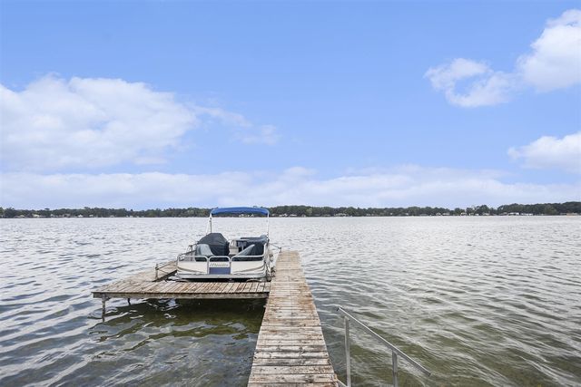 19536 Lakeshore Drive, Three Rivers, MI 49093