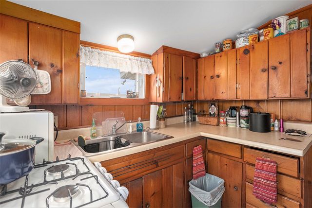 19536 Lakeshore Drive, Three Rivers, MI 49093