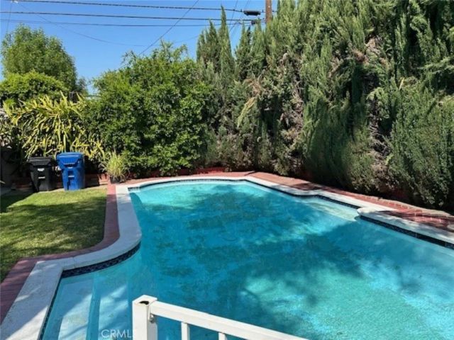 14125 Burton, Panorama City, CA 91402