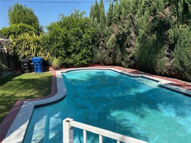 14125 Burton, Panorama City, CA 91402