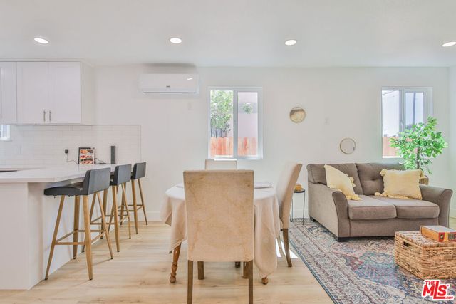 3312 Hyde Park Boulevard, Los Angeles, CA 90043