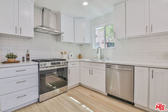 3312 Hyde Park Boulevard, Los Angeles, CA 90043
