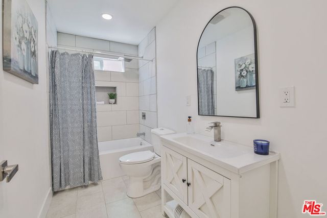 3312 Hyde Park Boulevard, Los Angeles, CA 90043