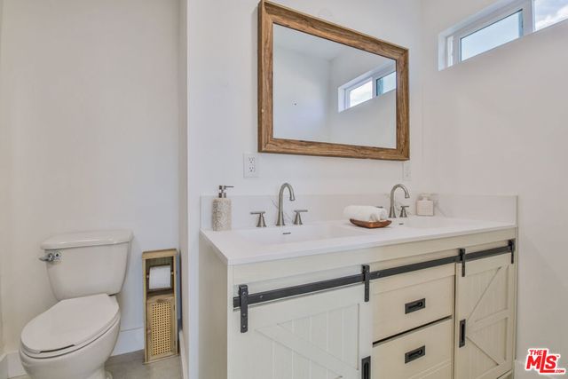 3312 Hyde Park Boulevard, Los Angeles, CA 90043