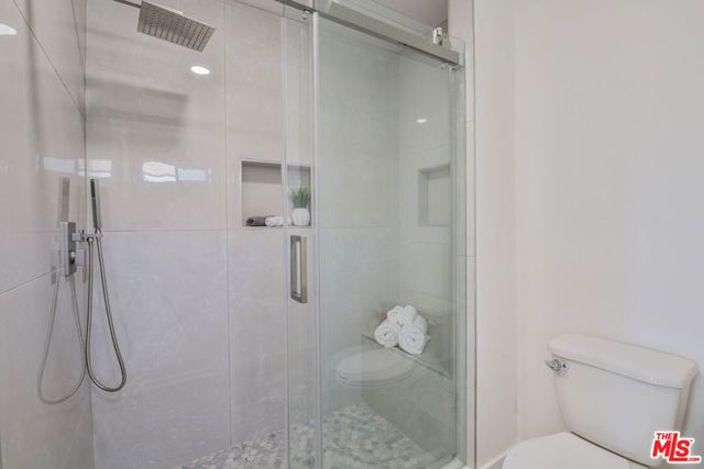 3312 Hyde Park Boulevard, Los Angeles, CA 90043