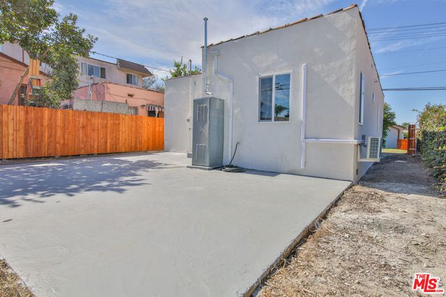 3312 Hyde Park Boulevard, Los Angeles, CA 90043