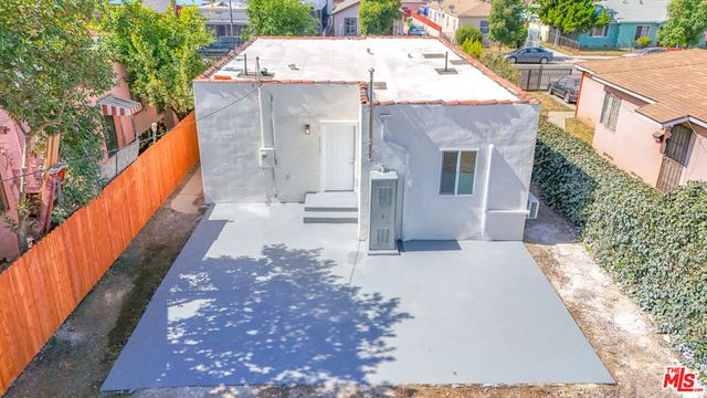 3312 Hyde Park Boulevard, Los Angeles, CA 90043