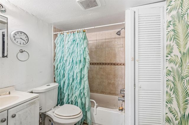 8418 N 9TH STREET, Tampa, FL 33604