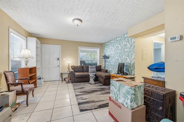 8418 N 9TH STREET, Tampa, FL 33604