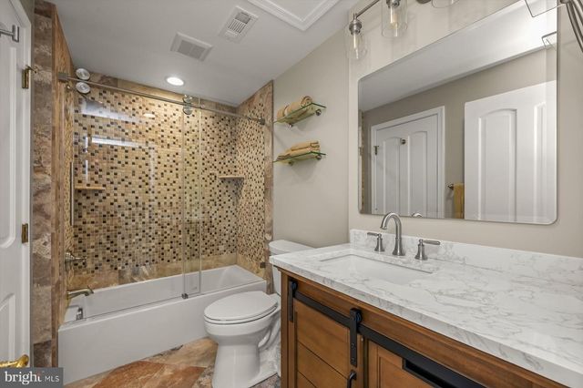 601 LAKELAND RD S, Severna Park, MD 21146