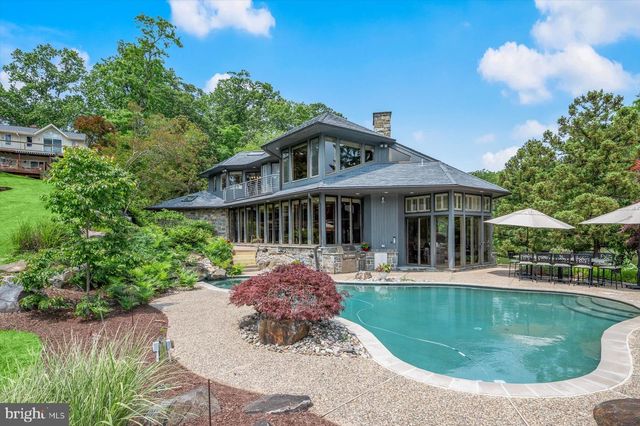 601 LAKELAND RD S, Severna Park, MD 21146