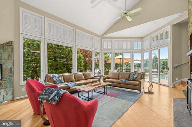 601 LAKELAND RD S, Severna Park, MD 21146