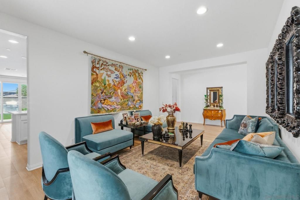 Image 11 of property listing at 34490 Bloombery Rd, Murrieta, CA 92563