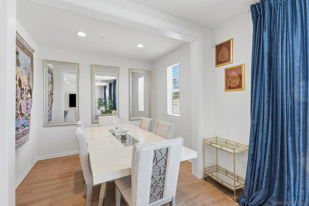 Image 18 of property listing at 34490 Bloombery Rd, Murrieta, CA 92563