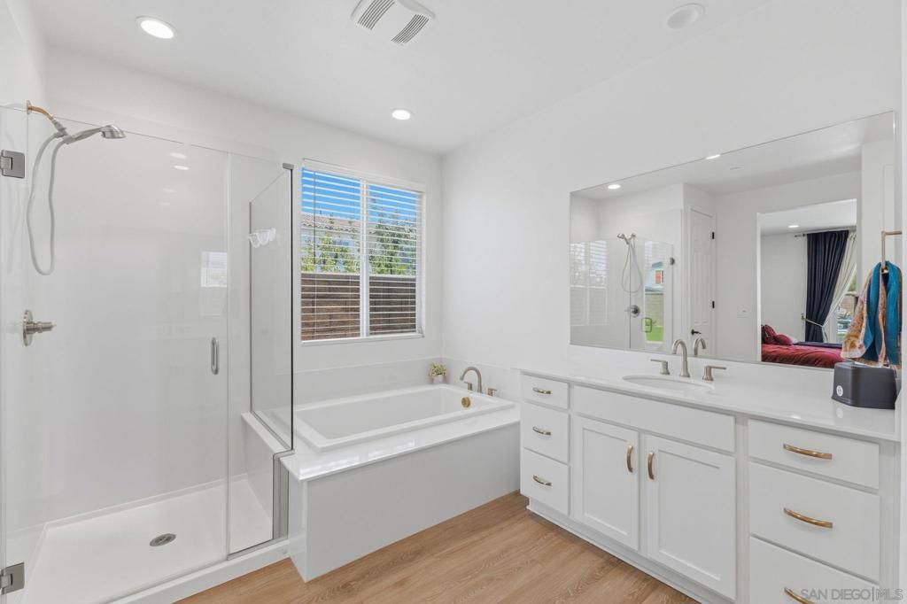 Image 29 of property listing at 34490 Bloombery Rd, Murrieta, CA 92563