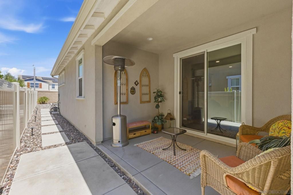 Image 47 of property listing at 34490 Bloombery Rd, Murrieta, CA 92563
