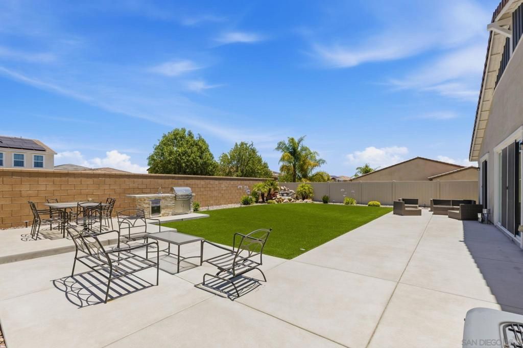 Image 48 of property listing at 34490 Bloombery Rd, Murrieta, CA 92563