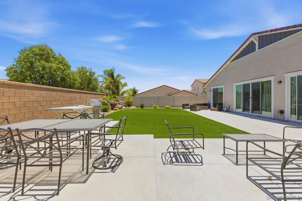 Image 49 of property listing at 34490 Bloombery Rd, Murrieta, CA 92563