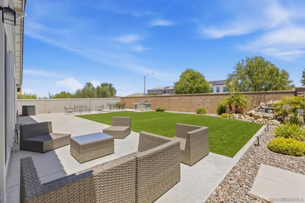 Image 51 of property listing at 34490 Bloombery Rd, Murrieta, CA 92563