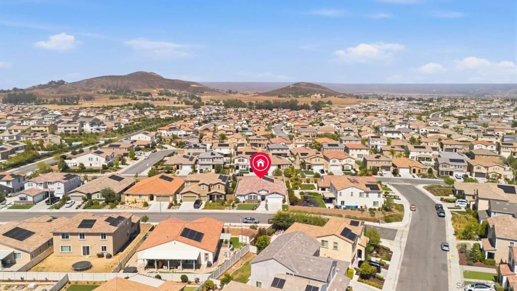 Image 56 of property listing at 34490 Bloombery Rd, Murrieta, CA 92563