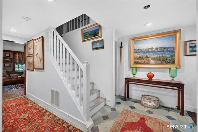 25 Johnny Cake Hill Road, Old Lyme, CT 06371