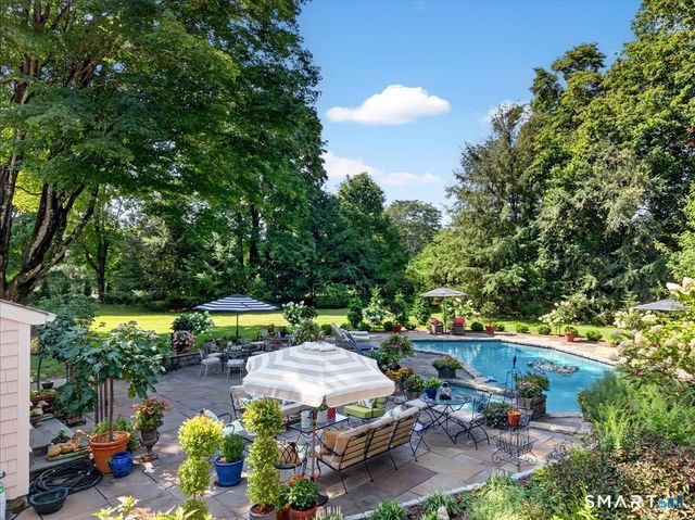 25 Johnny Cake Hill Road, Old Lyme, CT 06371