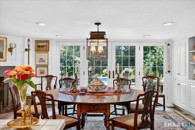 25 Johnny Cake Hill Road, Old Lyme, CT 06371