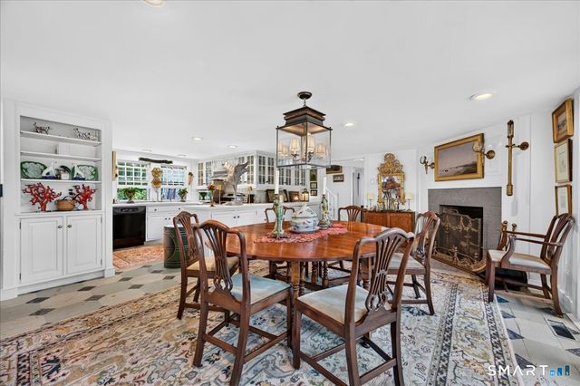25 Johnny Cake Hill Road, Old Lyme, CT 06371