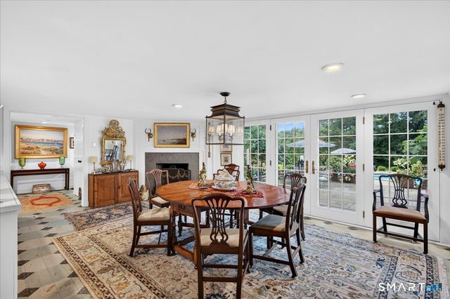 25 Johnny Cake Hill Road, Old Lyme, CT 06371