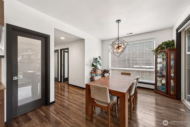 5530 Douglas Avenue SE, Auburn, WA 98093