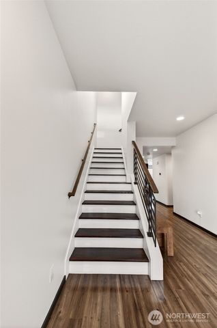 5530 Douglas Avenue SE, Auburn, WA 98093